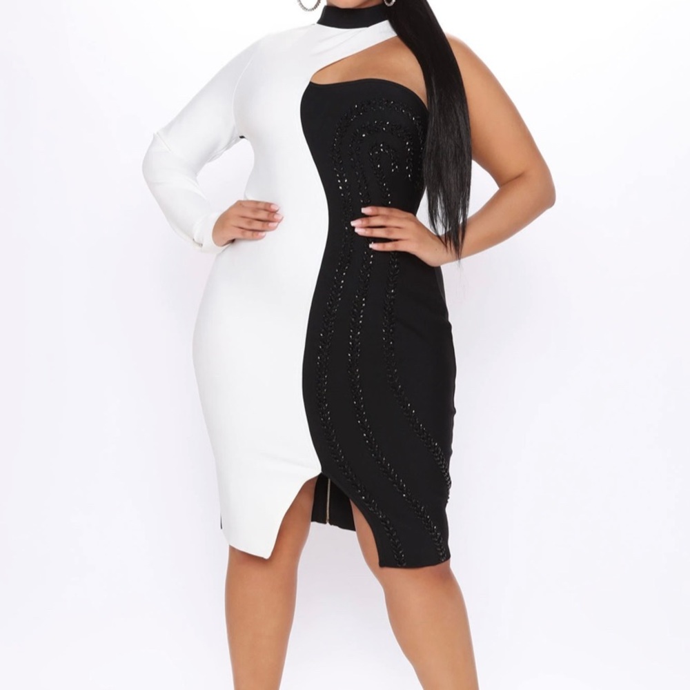 Notably Classy Bandage Midi Dress - Black/White